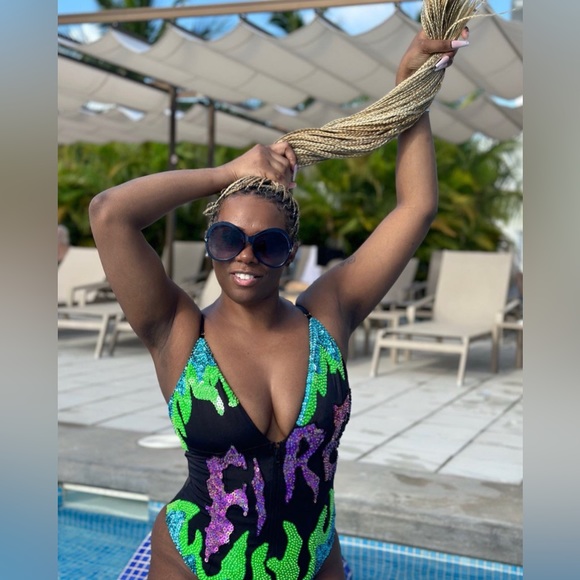 Di$count univer$e swimsuit “fire” sequins design - Picture 3 of 5